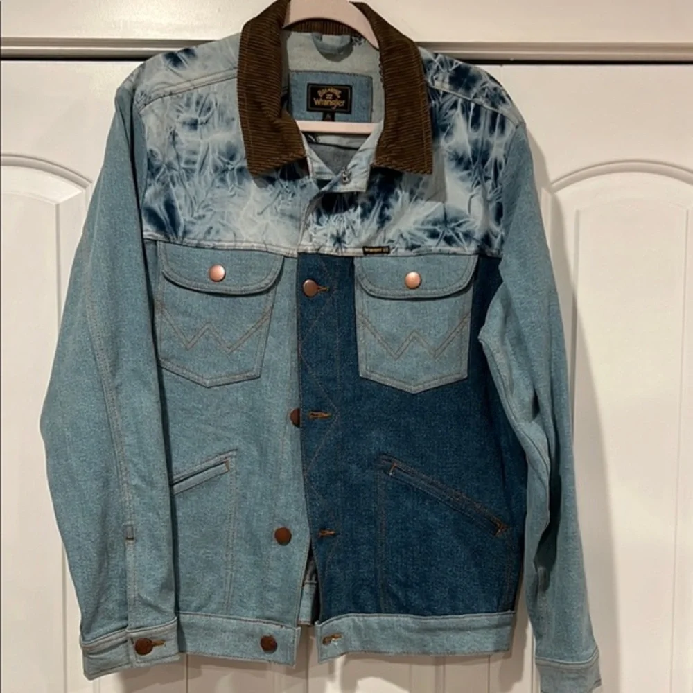 Wrangler X billabong men’s large Blue Denim Jacket‎